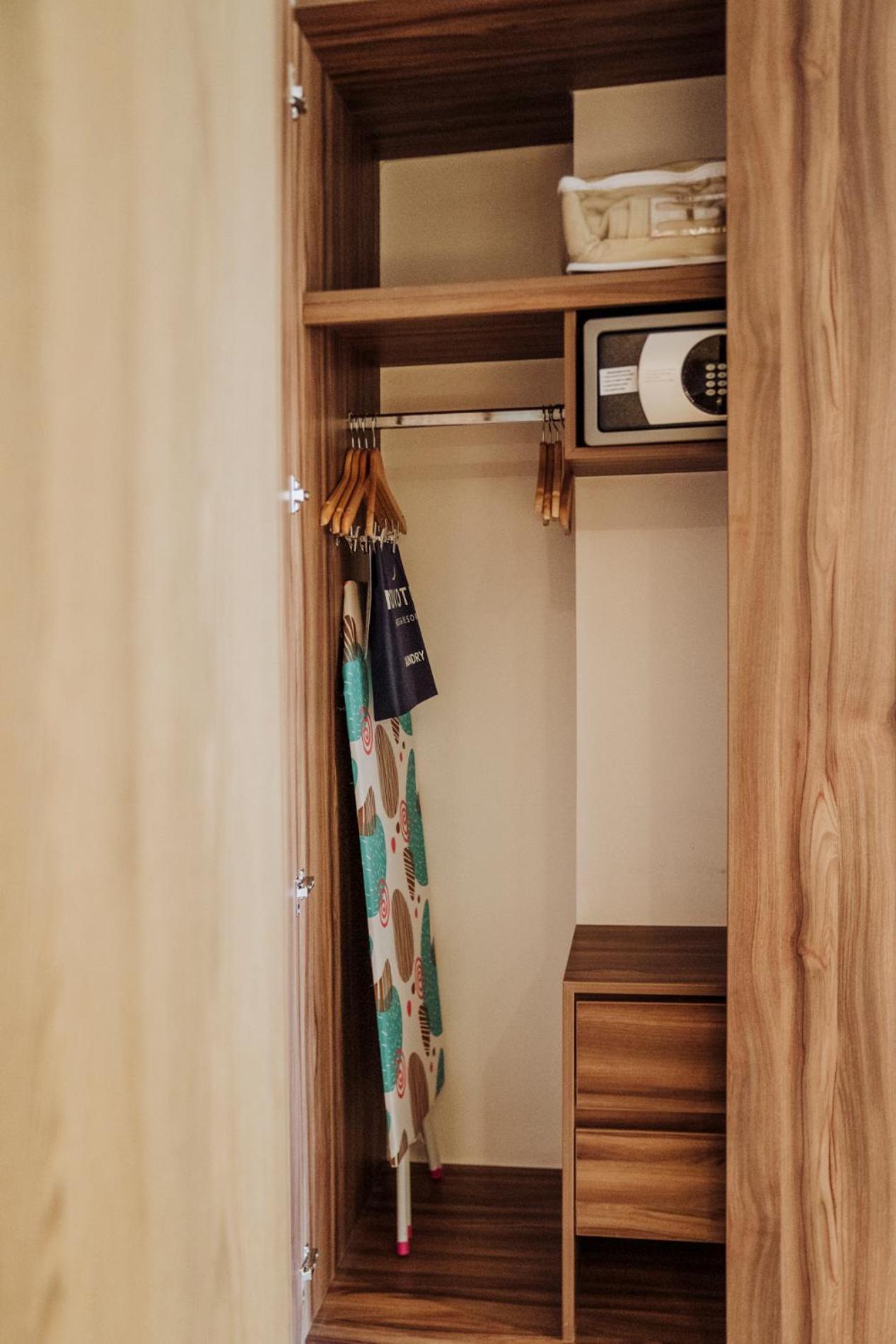 Novotel Medellin El Tesoro Ngoại thất bức ảnh A wardrobe