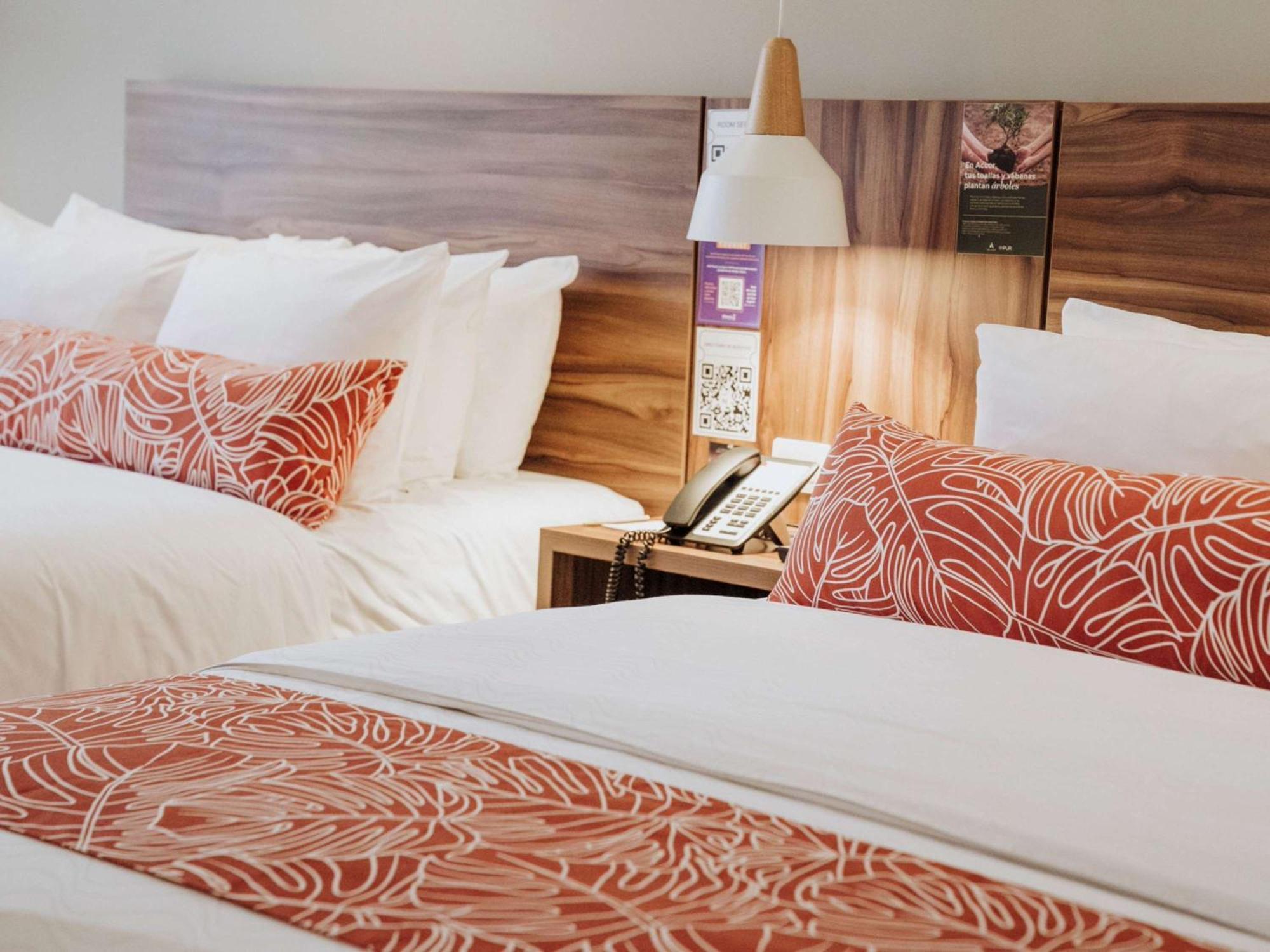 Novotel Medellin El Tesoro Ngoại thất bức ảnh A room at the hotel