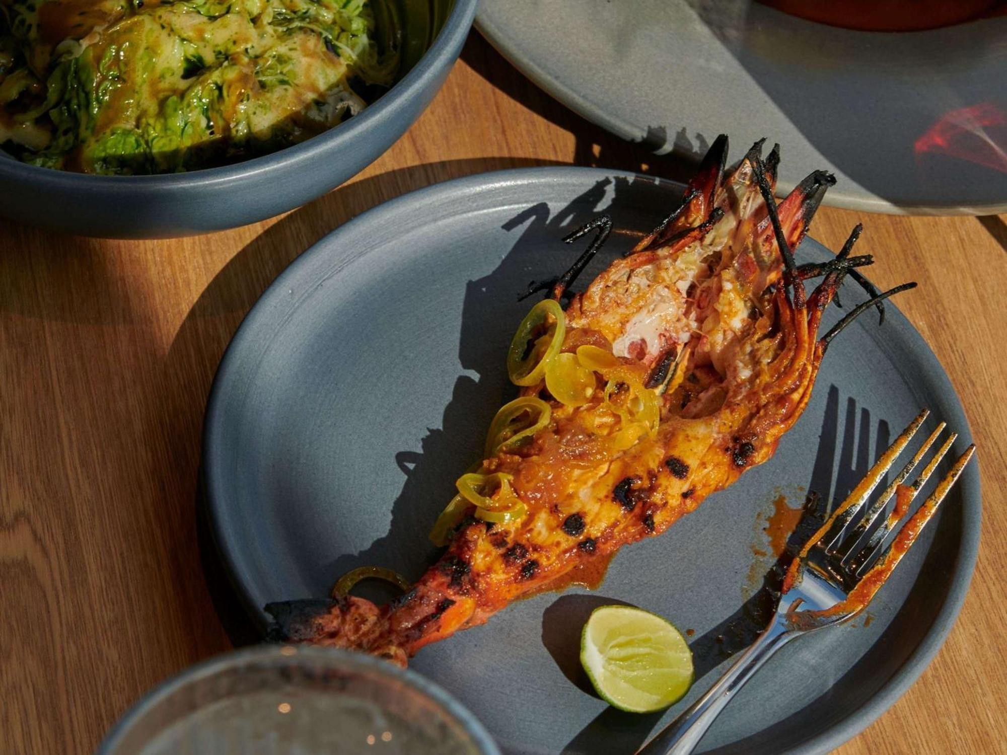 Novotel Medellin El Tesoro Ngoại thất bức ảnh Grilled prawn